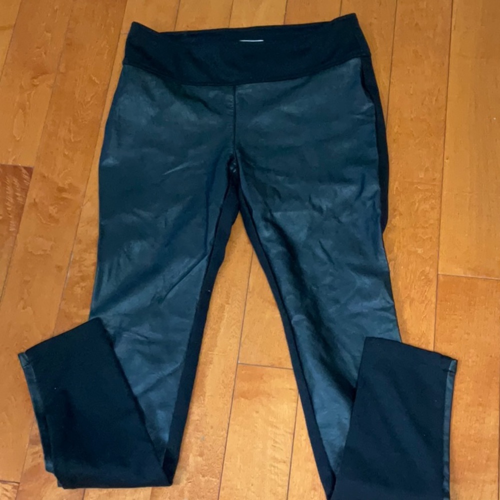 Leather leggings